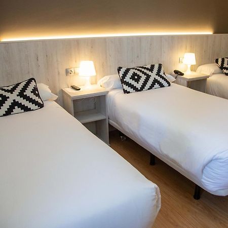 Hotel Restaurante Cadosa Сория Екстериор снимка