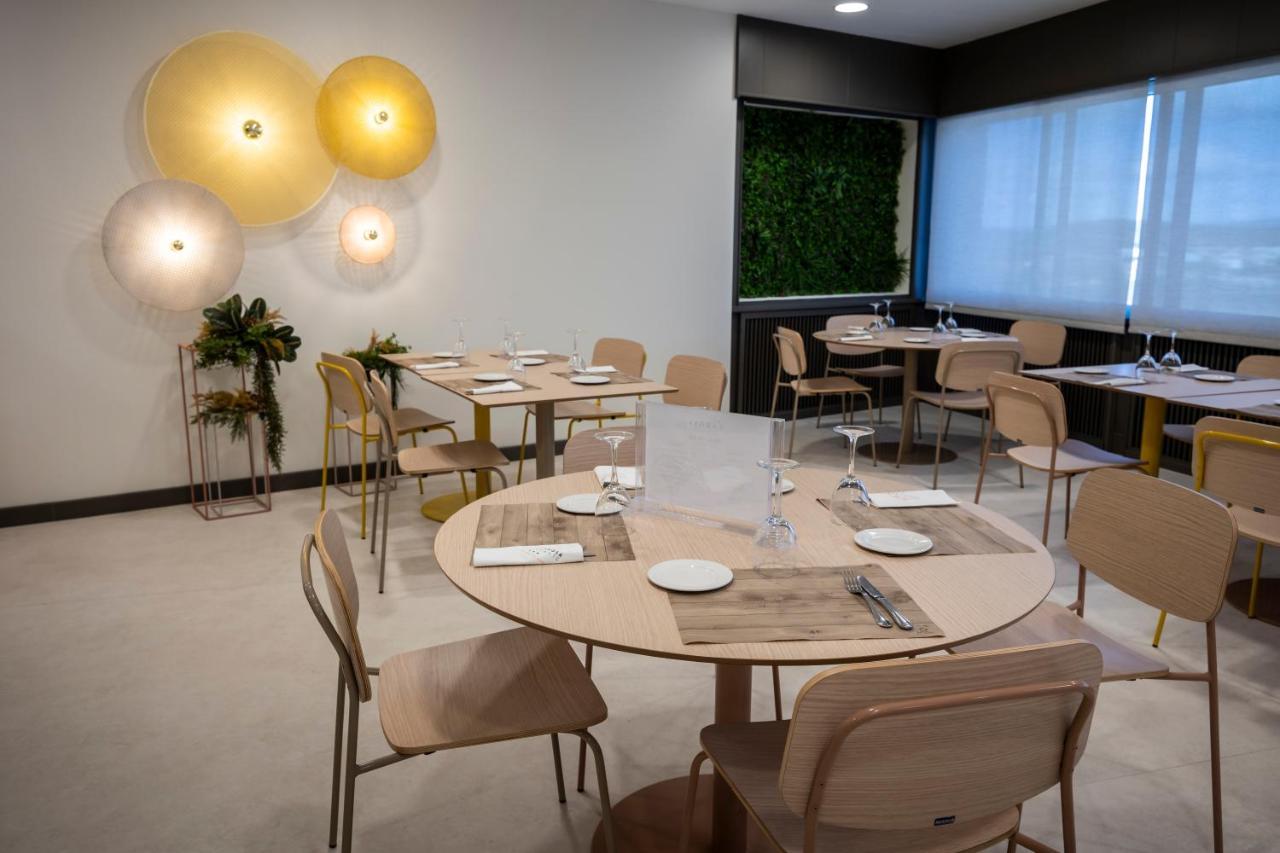 Hotel Restaurante Cadosa Сория Екстериор снимка